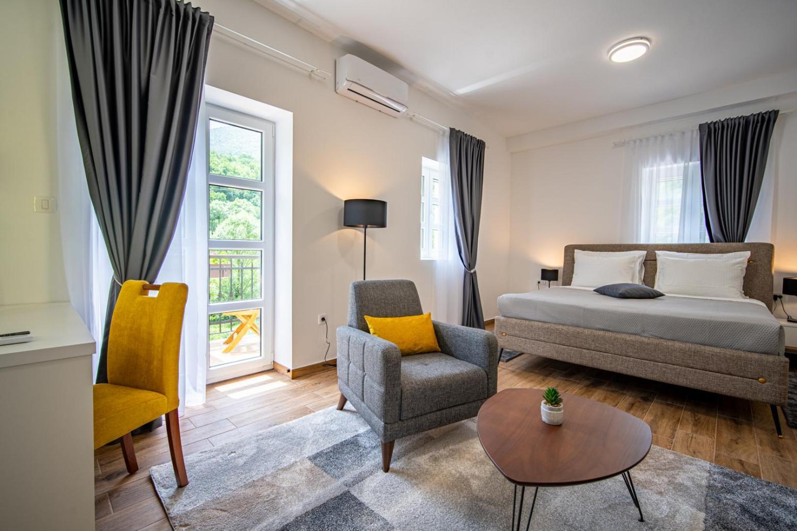 Skala Luxury Rooms Τσέτινιε Εξωτερικό φωτογραφία