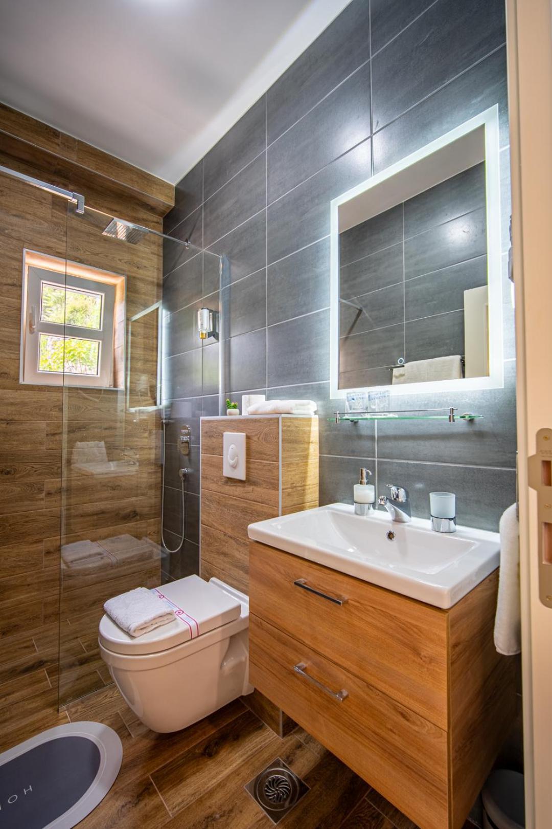 Skala Luxury Rooms Τσέτινιε Εξωτερικό φωτογραφία